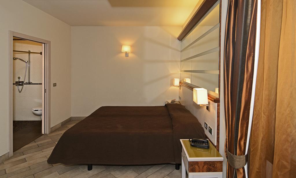 Eden Hotel 3*